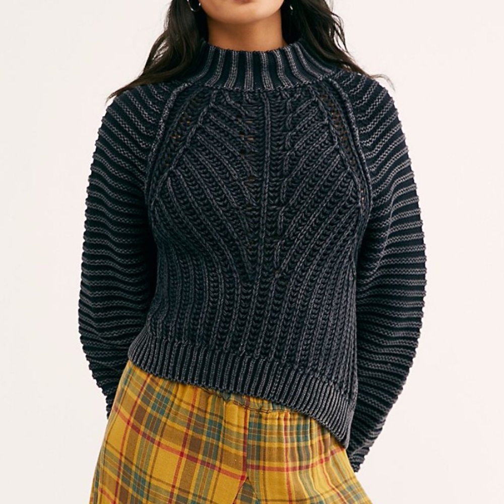 NWOT Free People Sweetheart Sweater